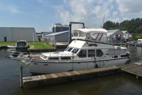 Van der Valk 1300 Fly Bridge gebraucht - Foto 1