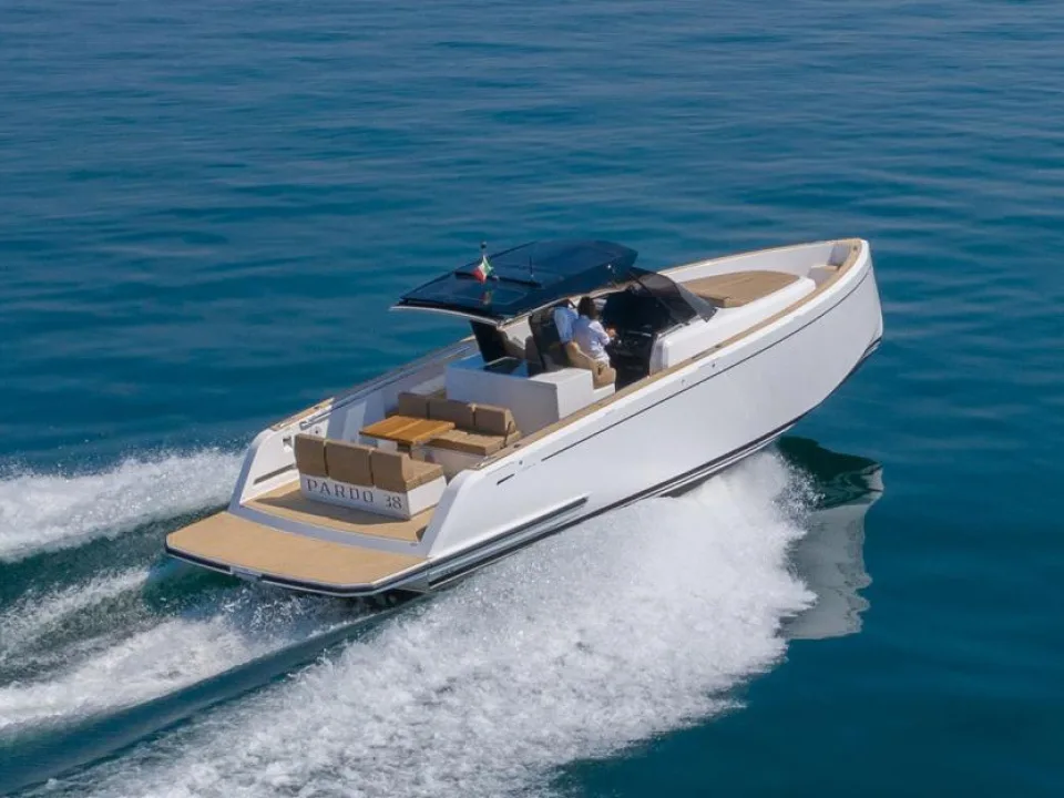 Pardo Yachts 38 used - photo 1