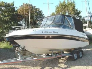 Four Winns Sundowner 205 used - photo 1