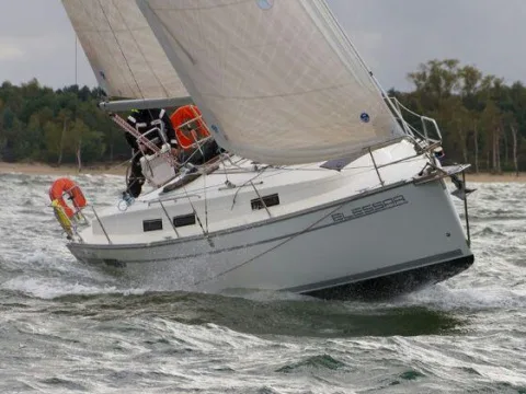 Bavaria Yachts 32 Cruiser used - photo 1