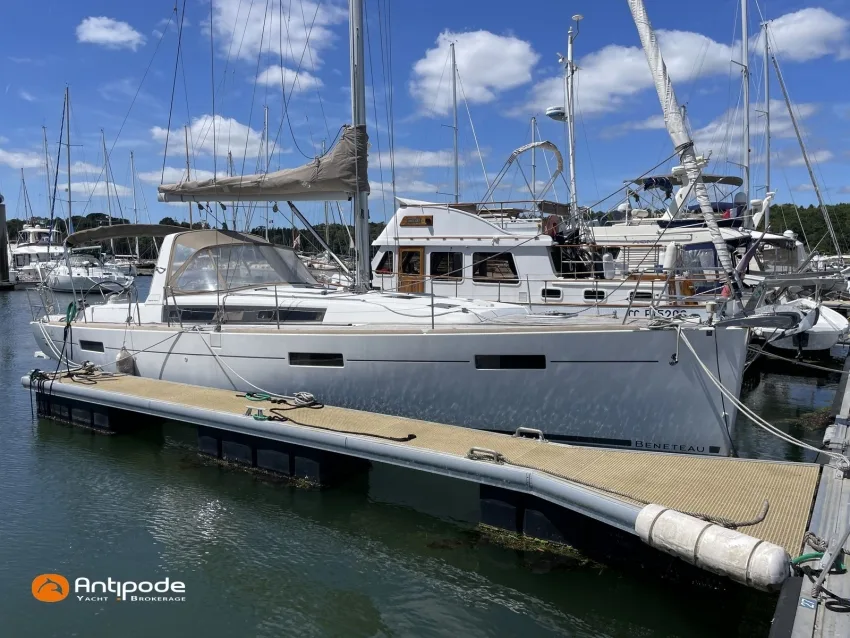Beneteau OCEANIS 41 used - photo 1