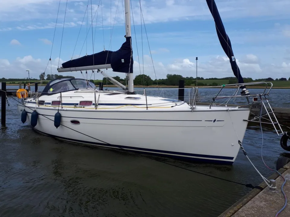 Bavaria Yachts 37/2 Cruiser used - photo 1