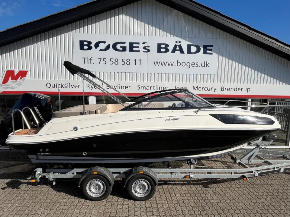 Bayliner VR5 Cuddy med Mercury F225 V6 og 2500 k usato - foto 1