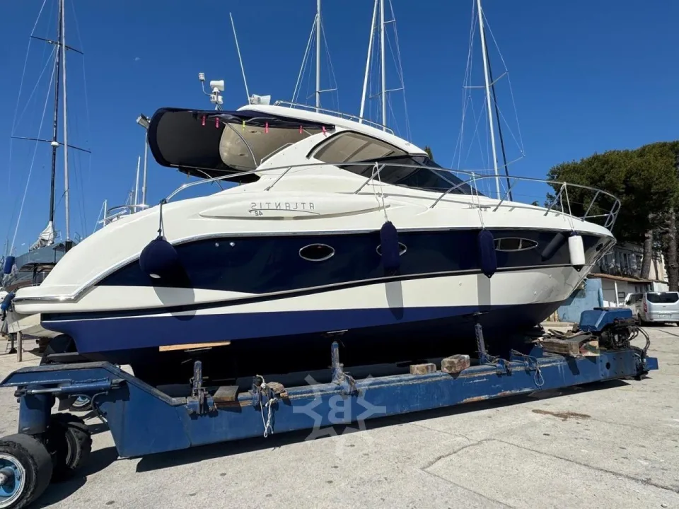 Atlantis 42 HT used - photo 1