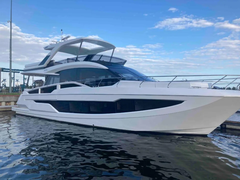 Galeon 640 Fly, gebraucht - Foto 1