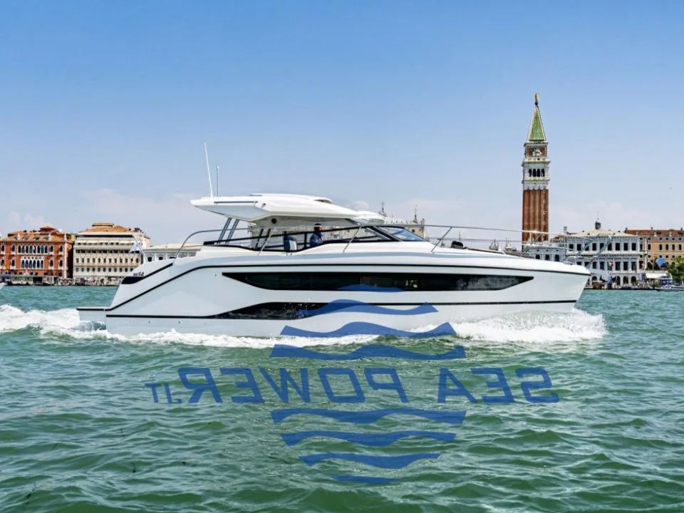 Bavaria Yachts SR 38 Open Top Charter used - photo 1