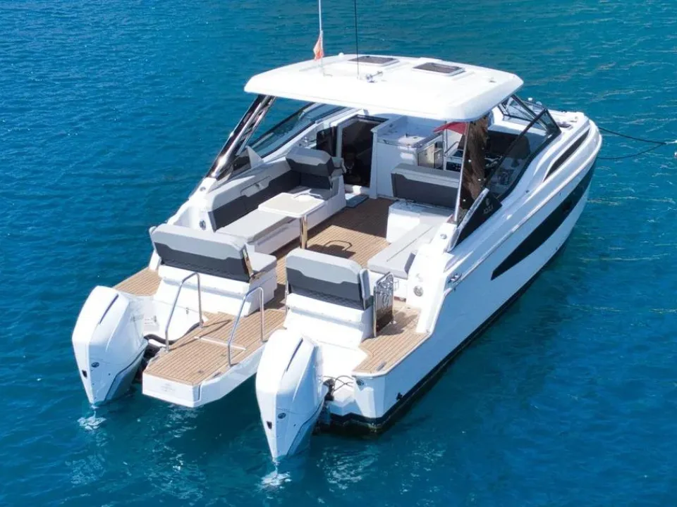 Aquila 32 Sport used - photo 1