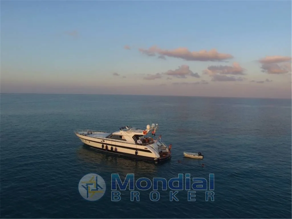 Cantieri di Pisa AKIR 21 d'occasion - photo 1