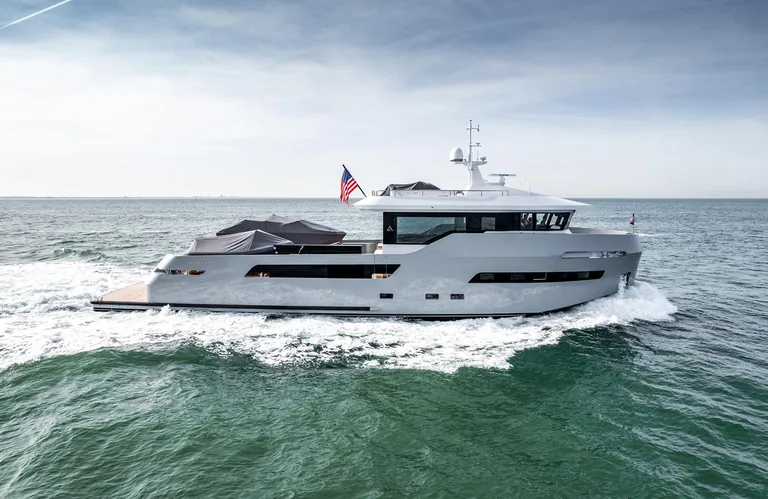 Outer Reef Yachts 27 Crossover