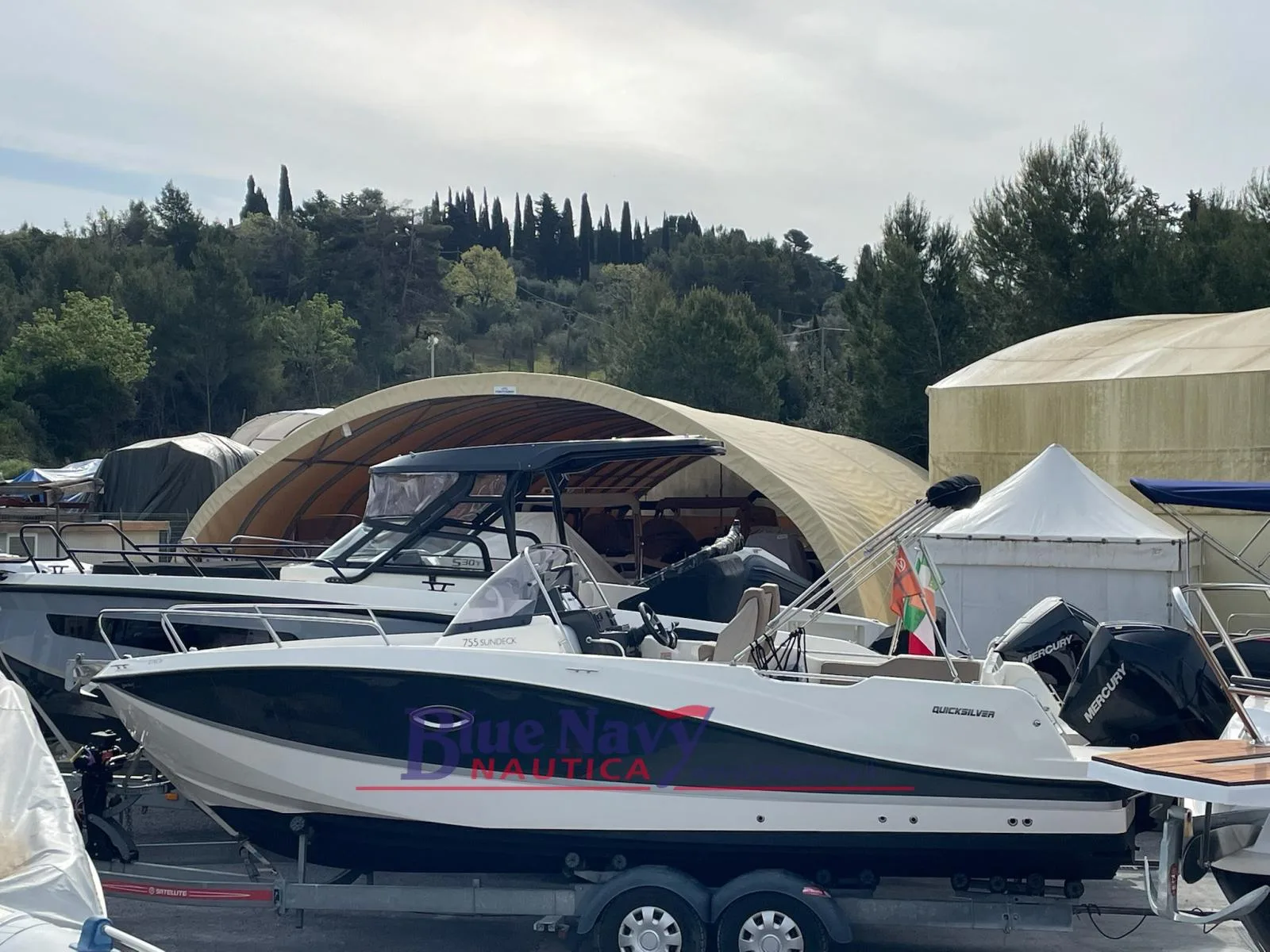 Quicksilver 755 Sundeck (2 posti letto) nuovo - foto 1