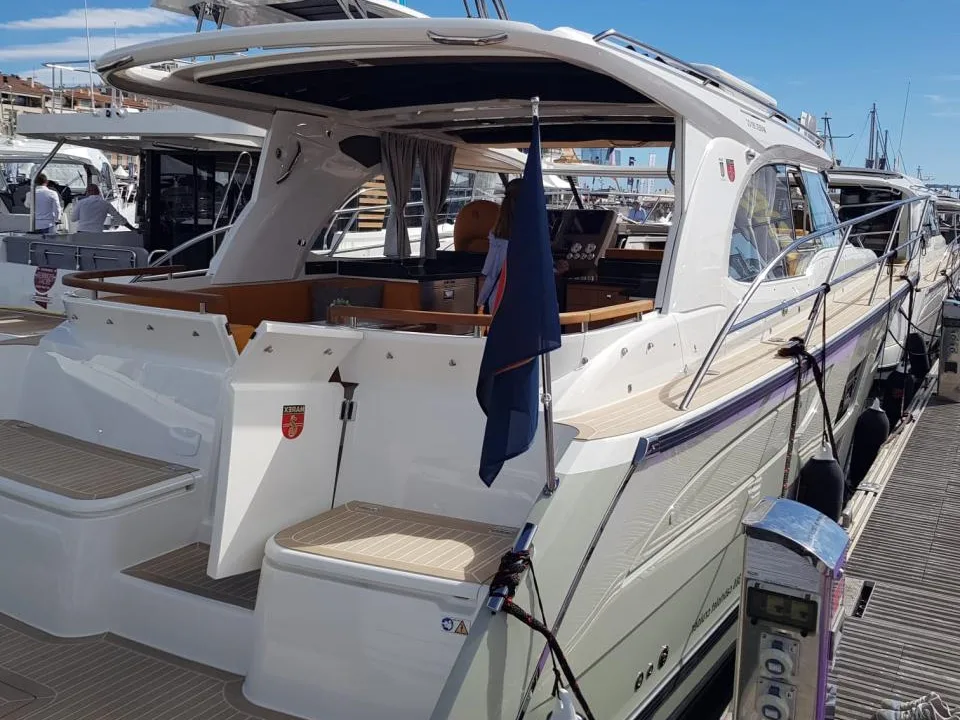 Marex 360 Cabriolet Cruiser d'occasion - photo 1