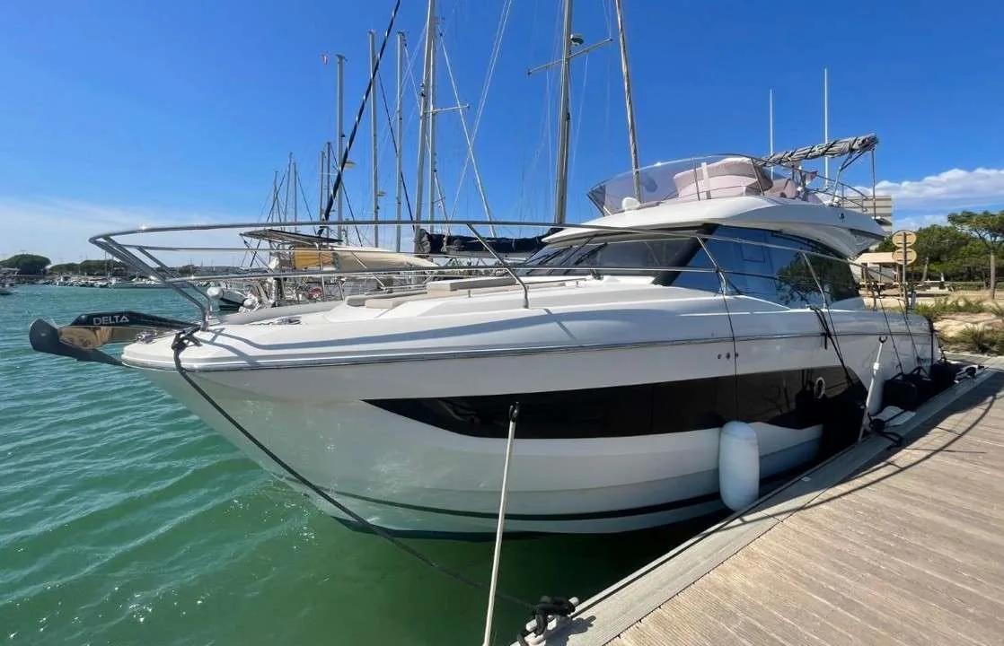 Prestige 420 used - photo 1