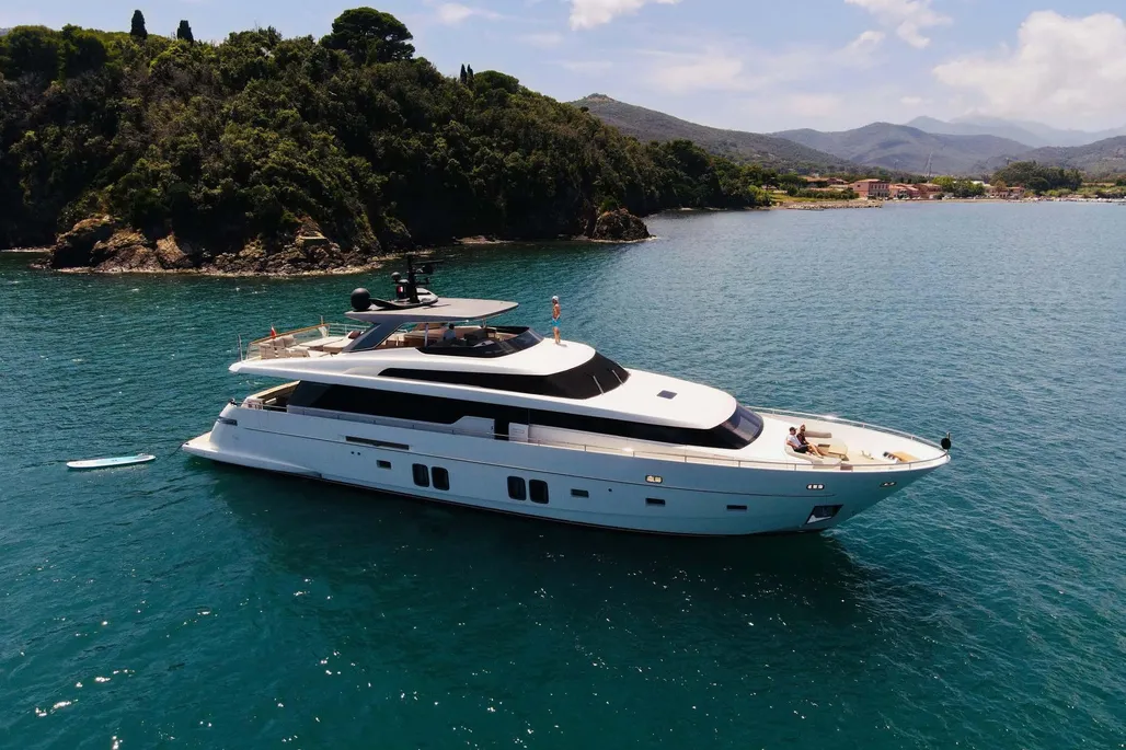Sanlorenzo SL96 used - photo 1
