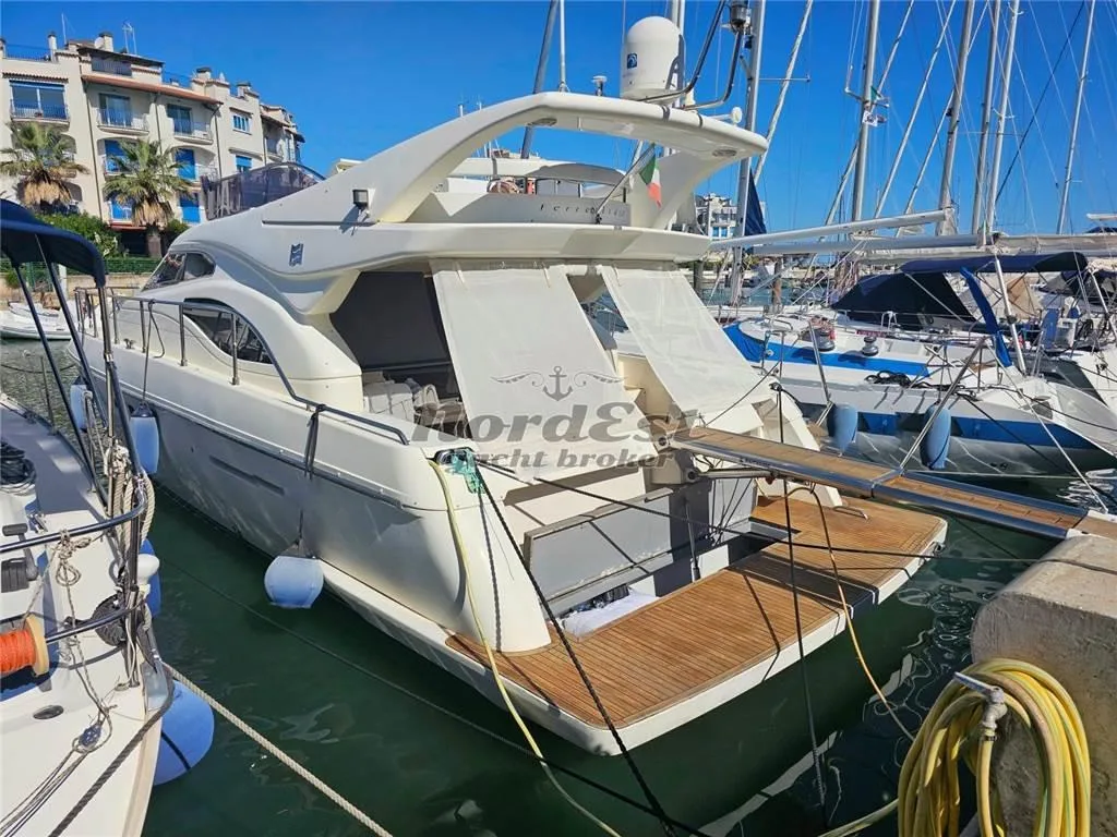 Ferretti Yachts 430 used - photo 1