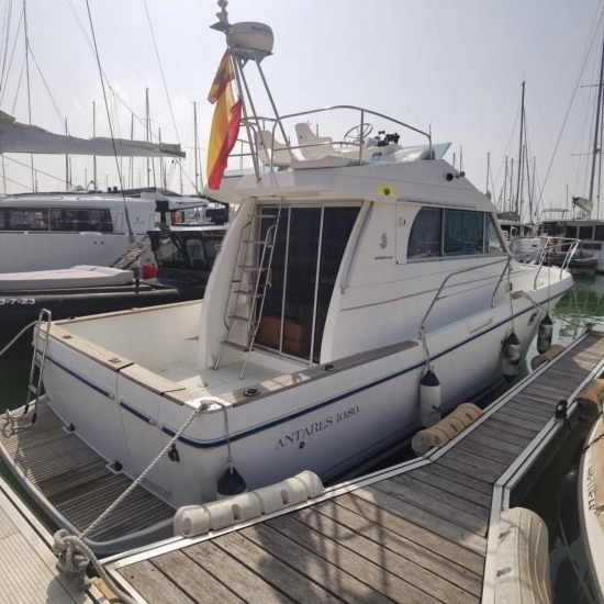 Beneteau Antares 10.80 usato - foto 1