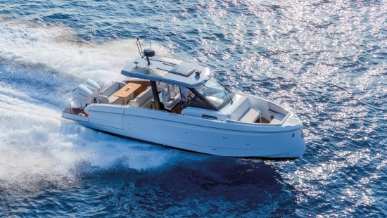Beneteau Gran Turismo 35 used - photo 1