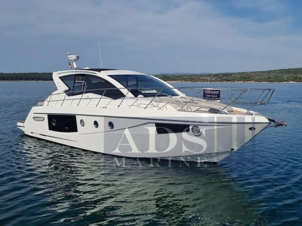 Cranchi M 44 HT usato - foto 1