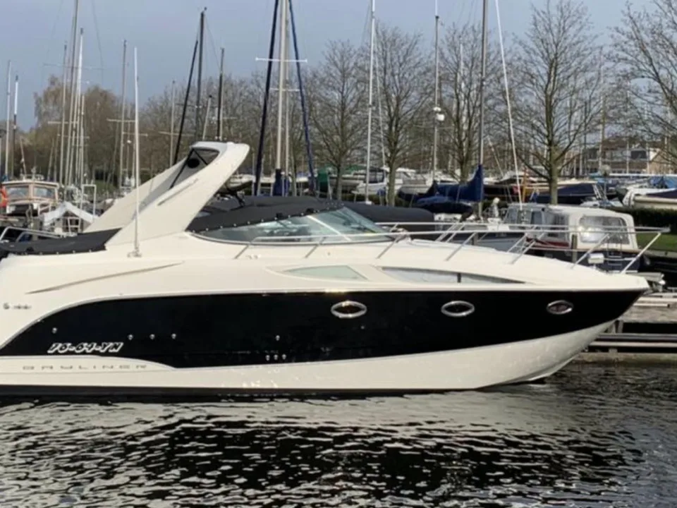 Bayliner 320 Cruiser gebraucht - Foto 1