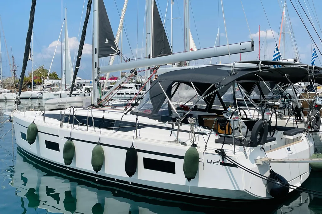 Bavaria Yachts C42 used - photo 1