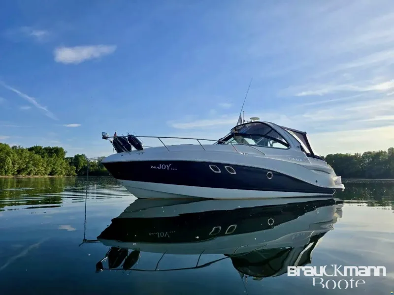 Rinker 310 Express Cruiser used - photo 1