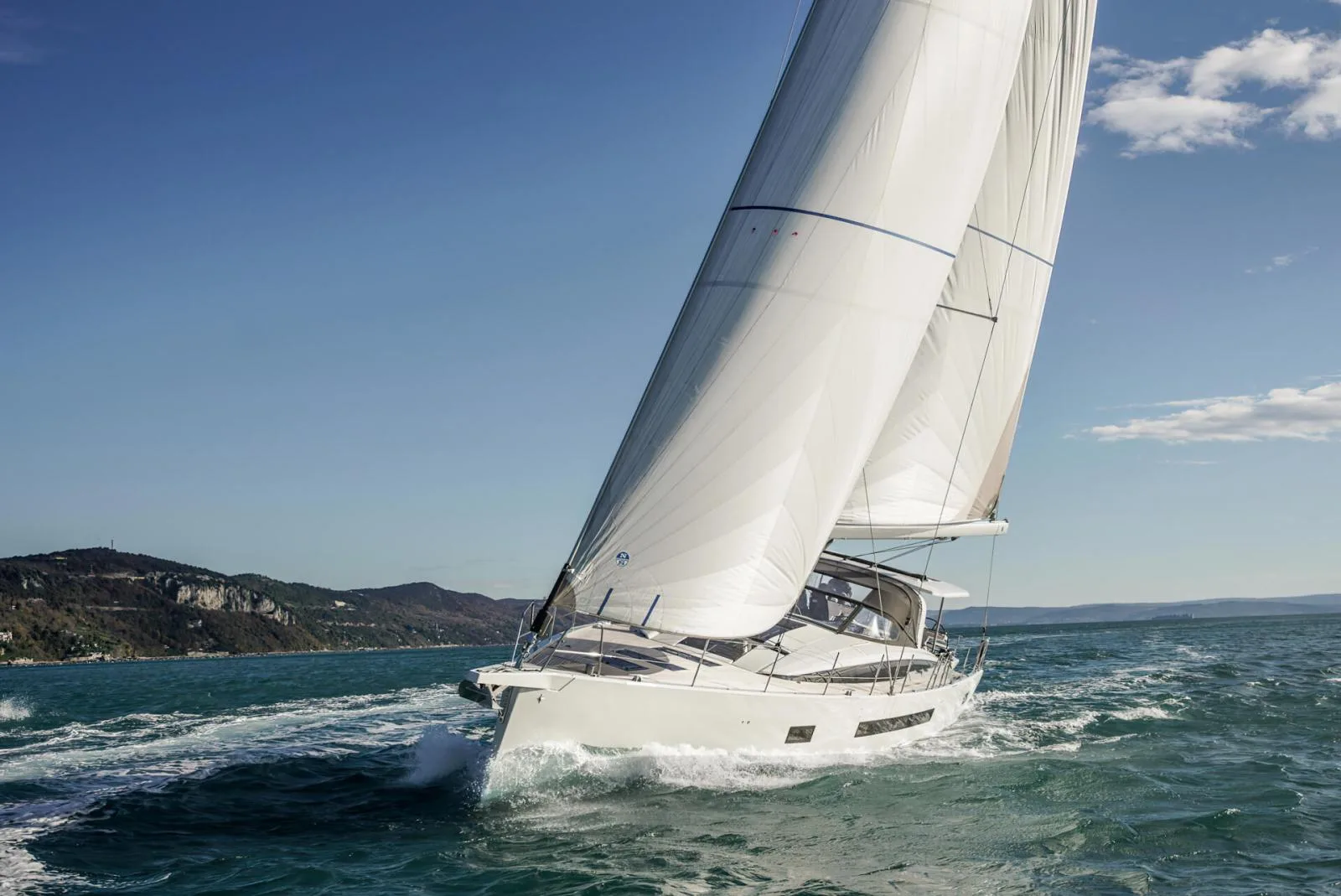 Jeanneau 65 used - photo 1