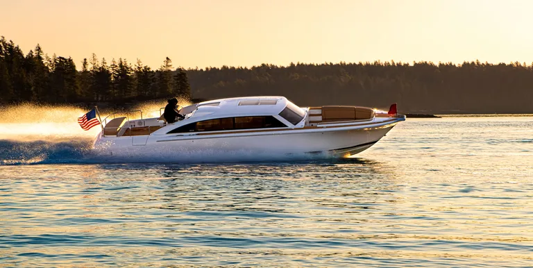 Hodgdon 11.4m Venetian Aft Helm Limo Tender