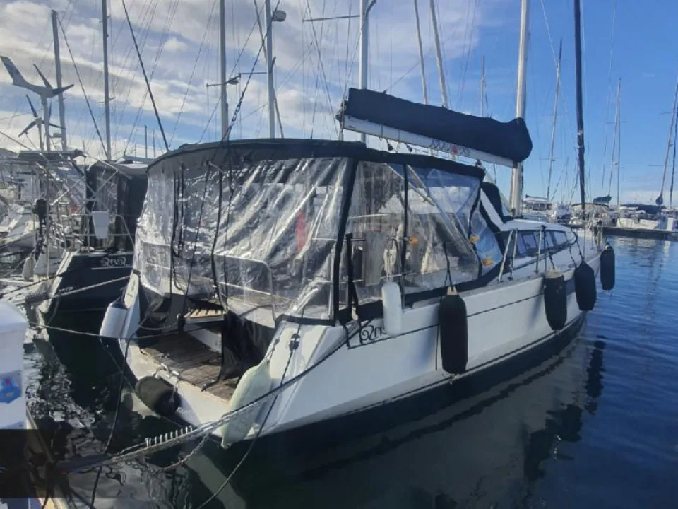 Beneteau SENSE43 usato - foto 1