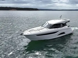 Bavaria Yachts R40 Coupe usato - foto 1 Bavaria Yachts R40 Coupe usato - foto 1
