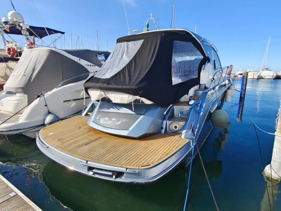 Cranchi M 44 HT used - photo 1