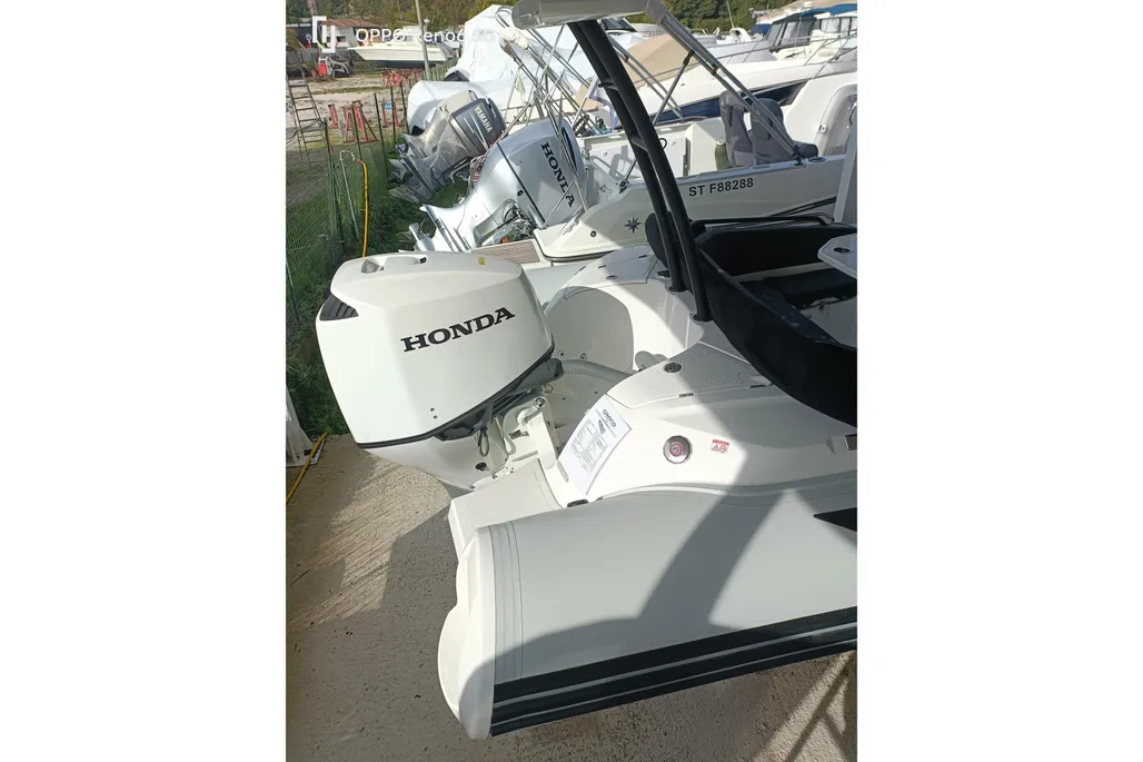 Grand G680 d'occasion - photo 1
