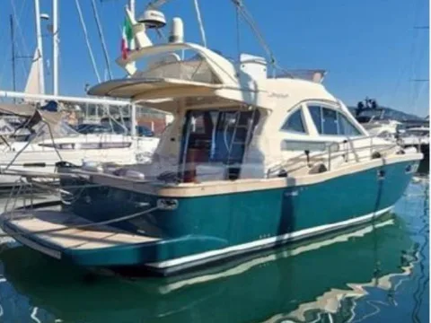 Portofino Marine 47 Fly used - photo 1