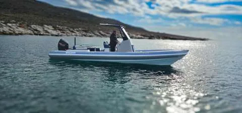 Hydrohulls HH8 usato - foto 1
