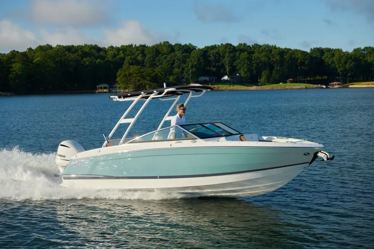 Cobalt Boats R4 OB