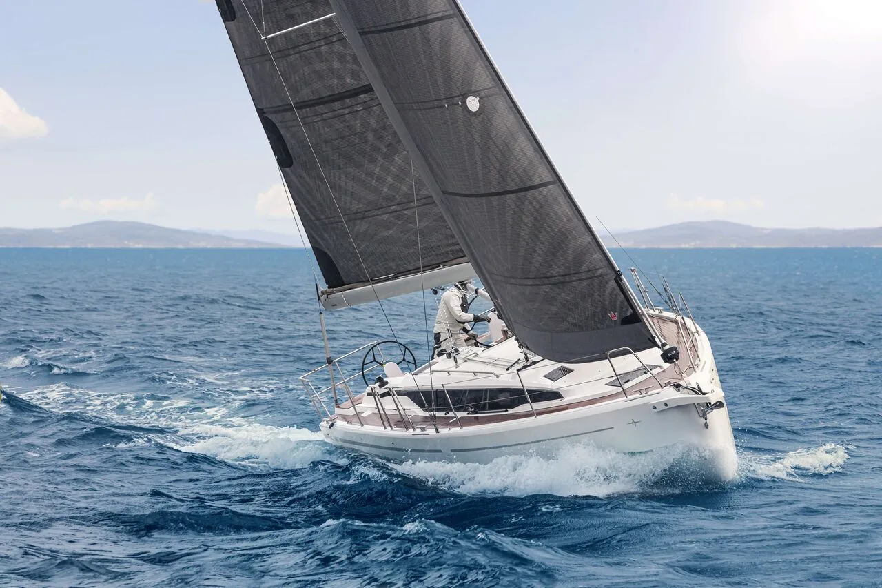 Bavaria Yachts C38 used - photo 1