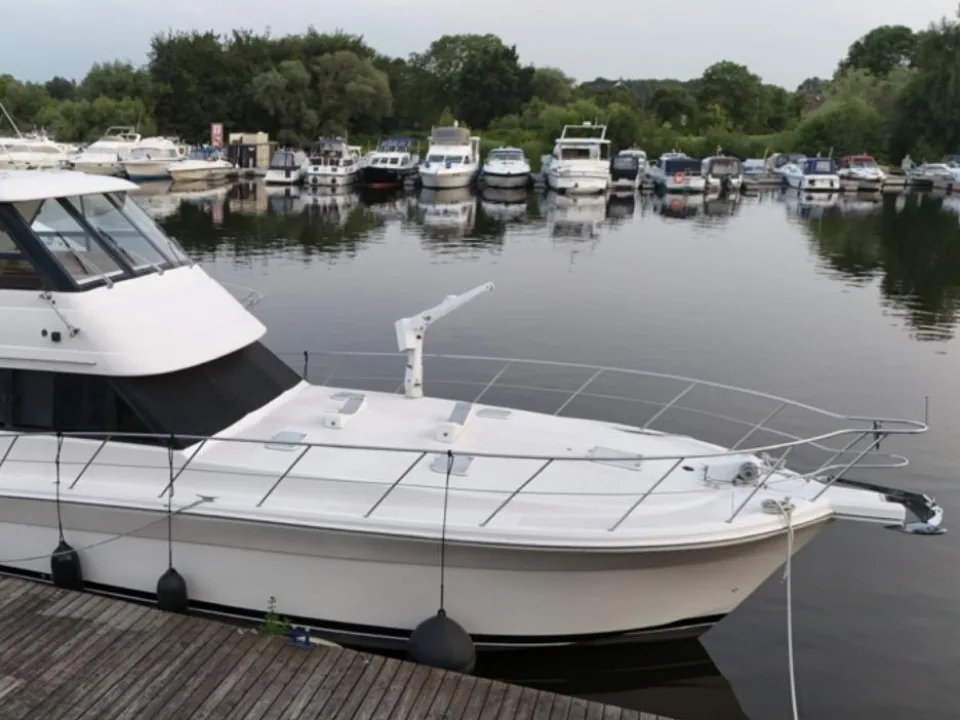 Riviera 48 Fly used - photo 1