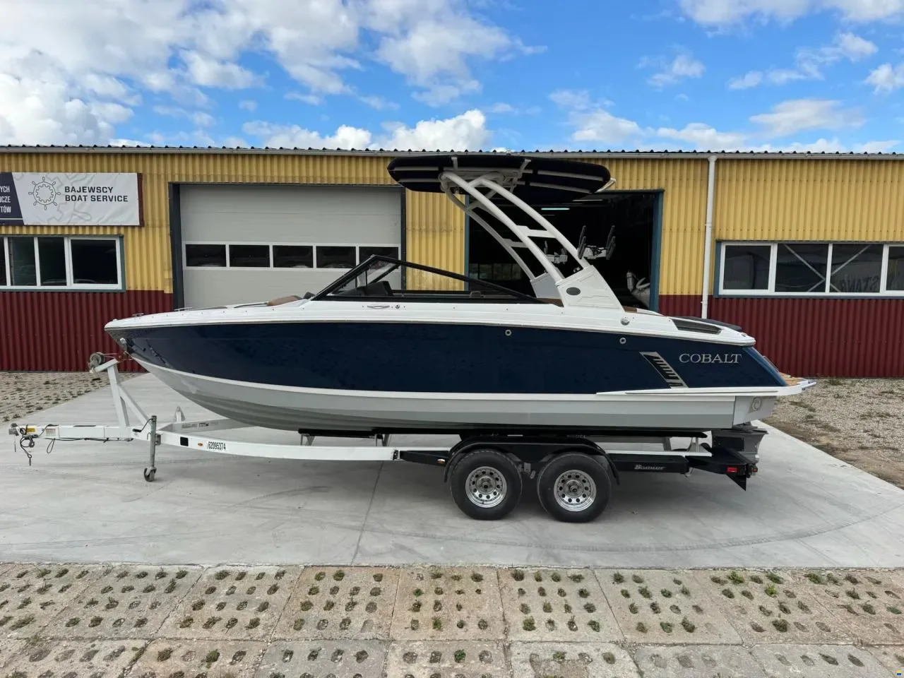 Cobalt R4 Surf d'occasion - photo 1