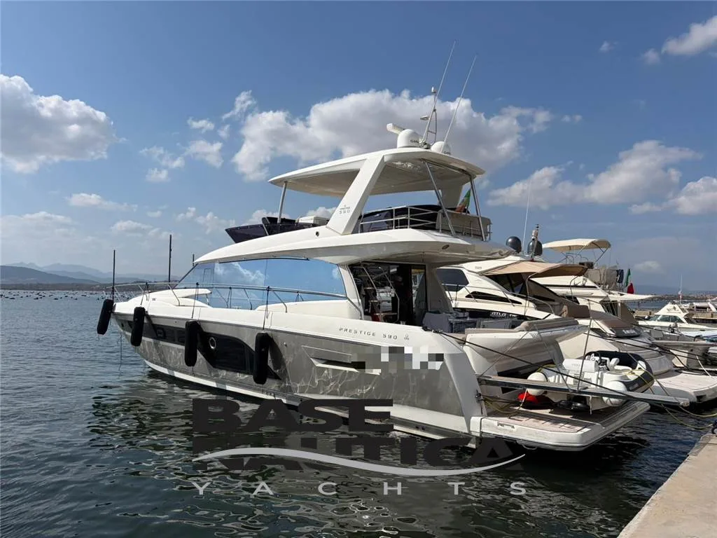 Jeanneau PRESTIGE F 590 d'occasion - photo 1 Jeanneau PRESTIGE F 590 d'occasion - photo 1
