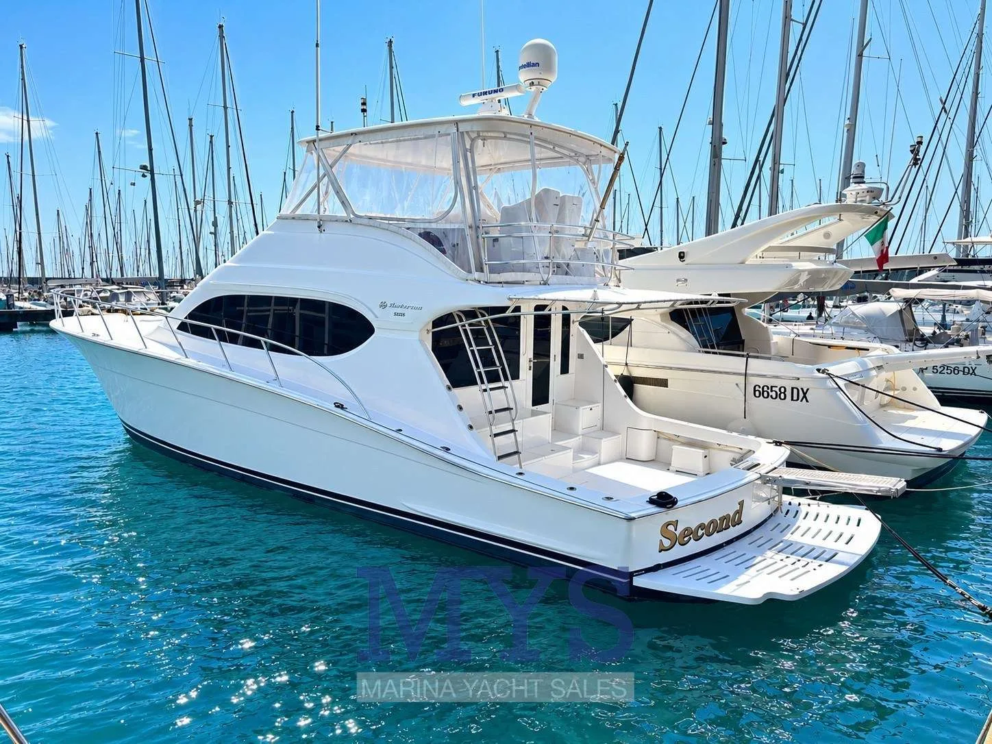 Hatteras 54 used - photo 1