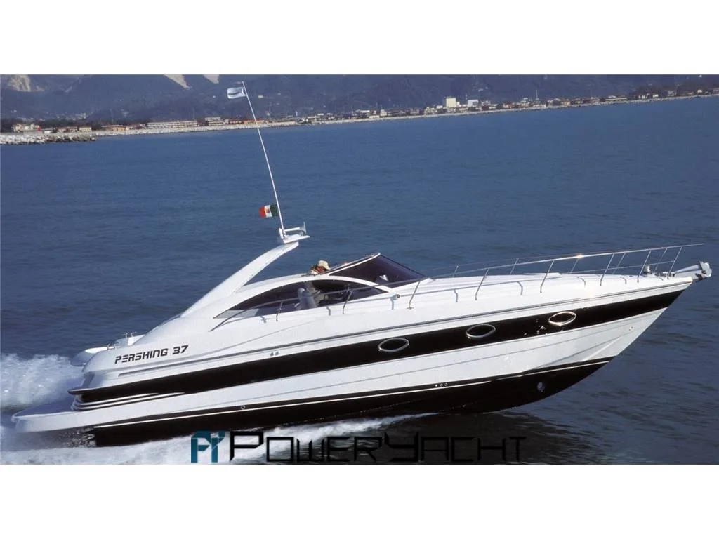 Pershing 37 used - photo 1