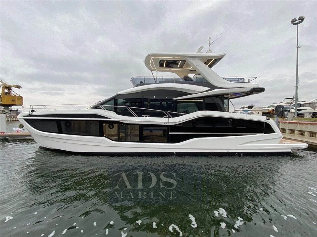 Galeon 560 FLY gebraucht - Foto 1