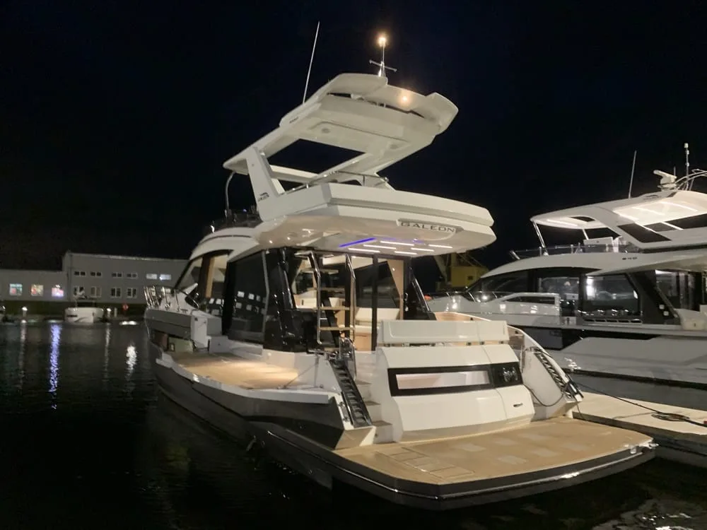 Galeon 500 Fly d'occasion - photo 1