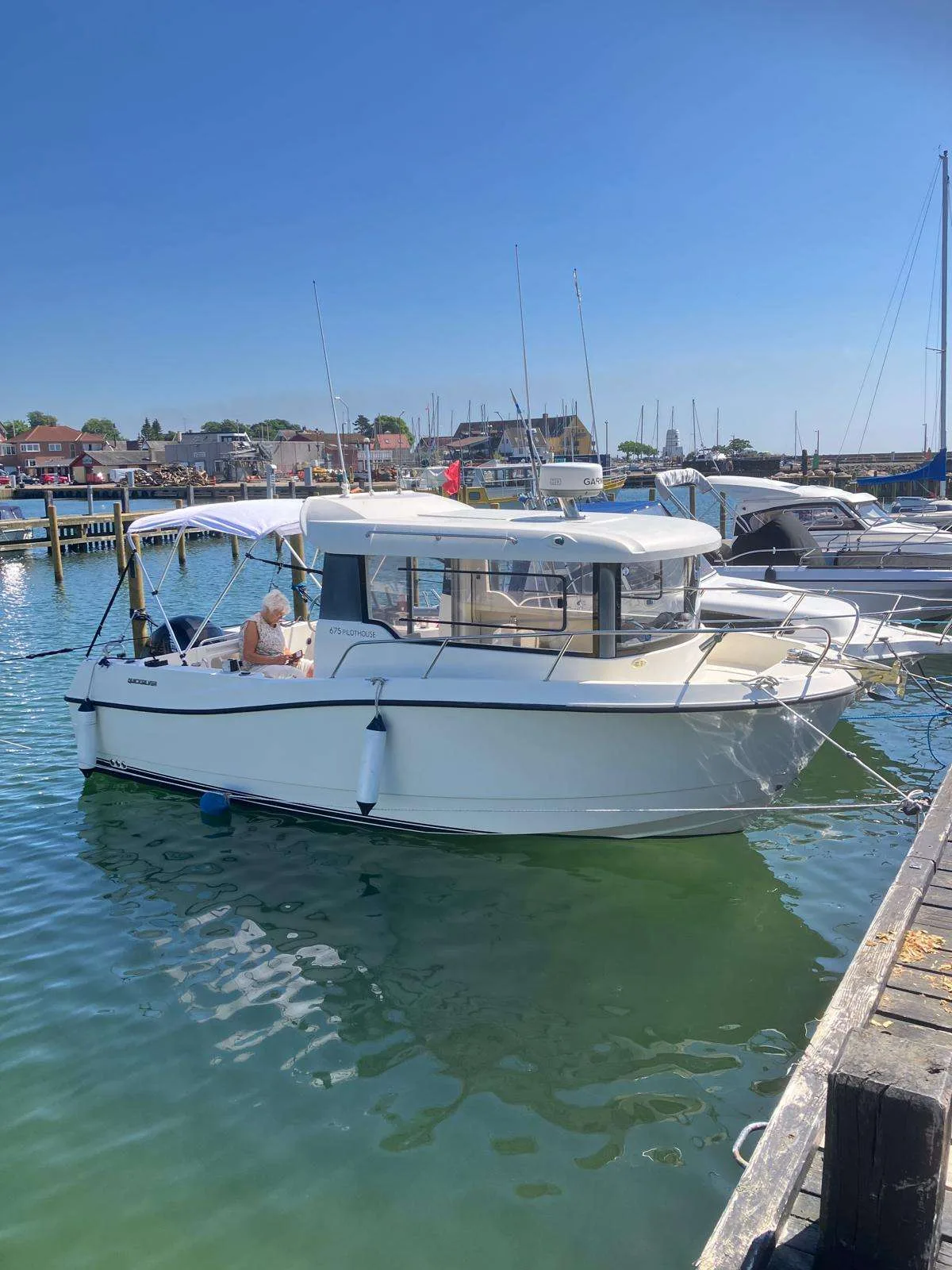 Quicksilver CAPTUR 675 PILOTHOUSE used - photo 1