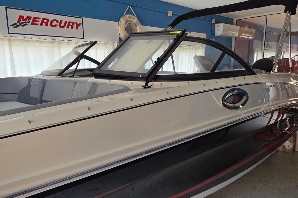 Bayliner VR6 Bowrider OB gebraucht - Foto 1