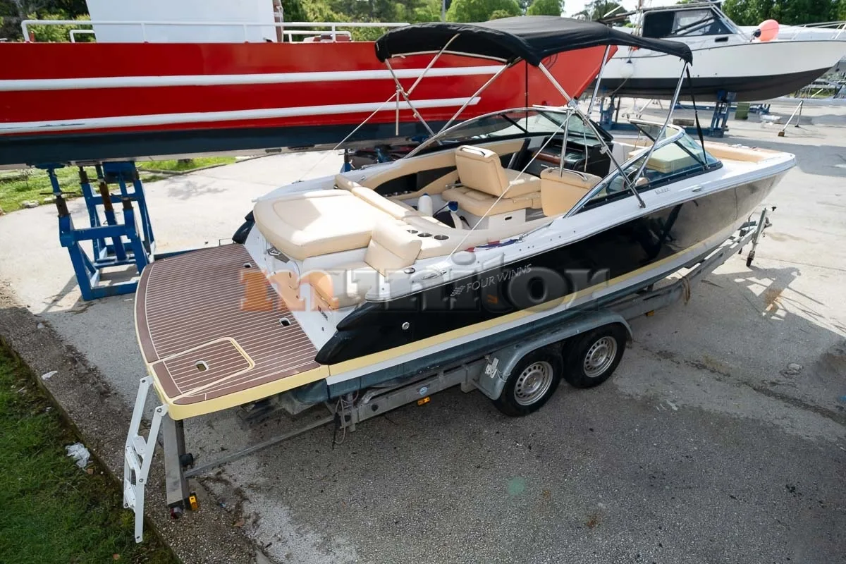 Four Winns SL222 used - photo 1