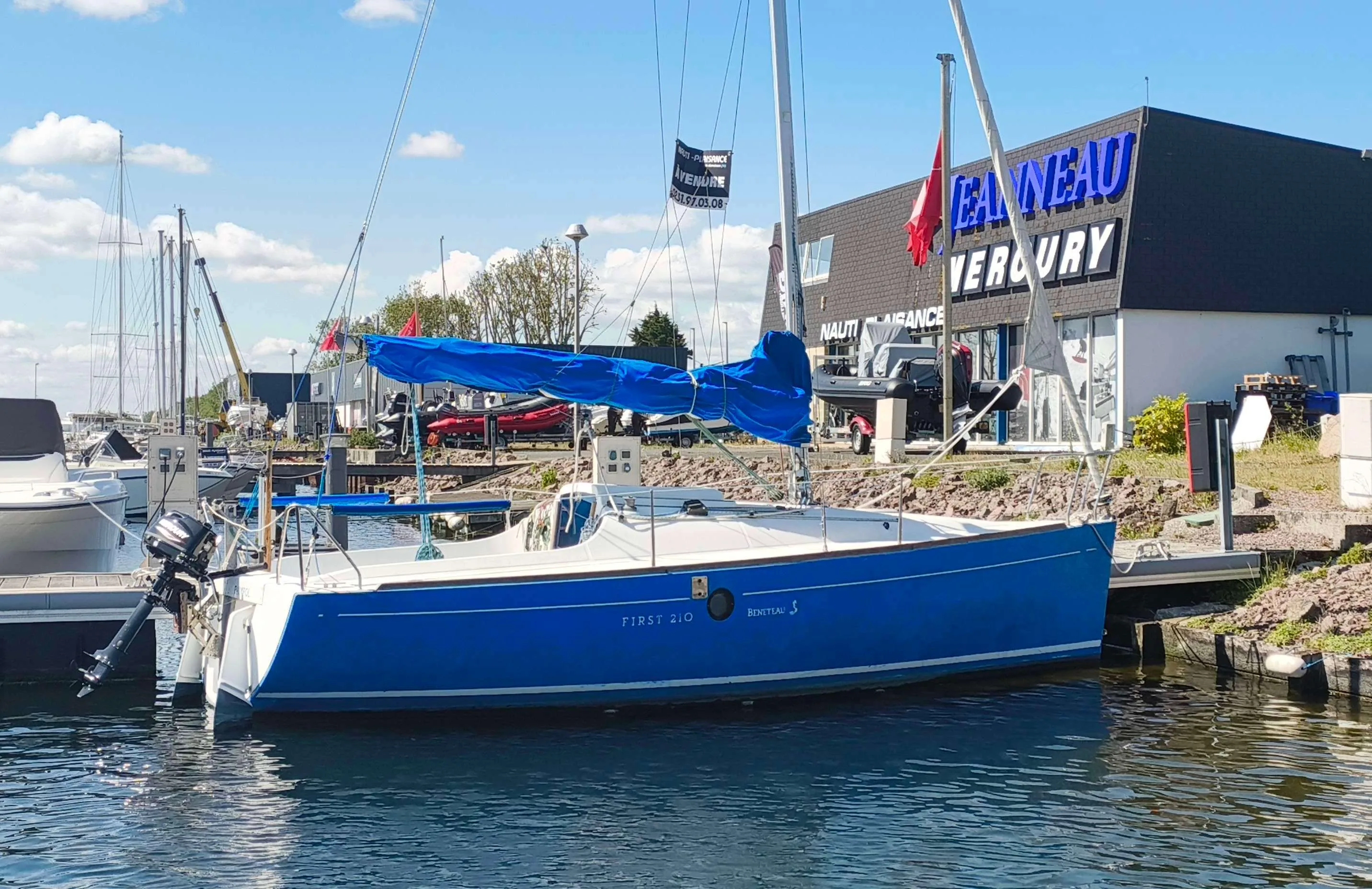 Beneteau FIRST 210 SPIRIT used - photo 1