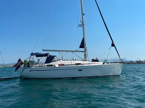Bavaria Yachts Cruiser 37 used - photo 1