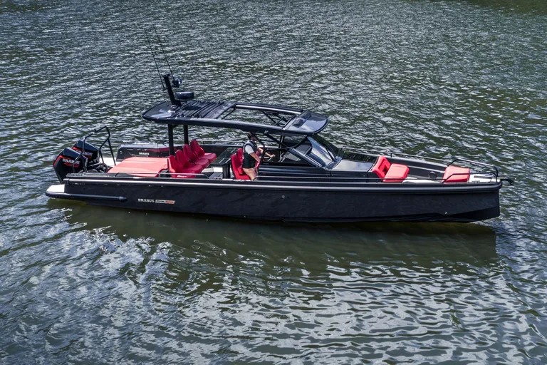 Brabus Marine Shadow 900 Sun-Top Black Ops