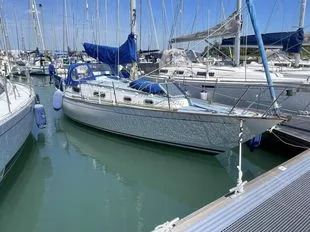 Contessa 32 used - photo 1