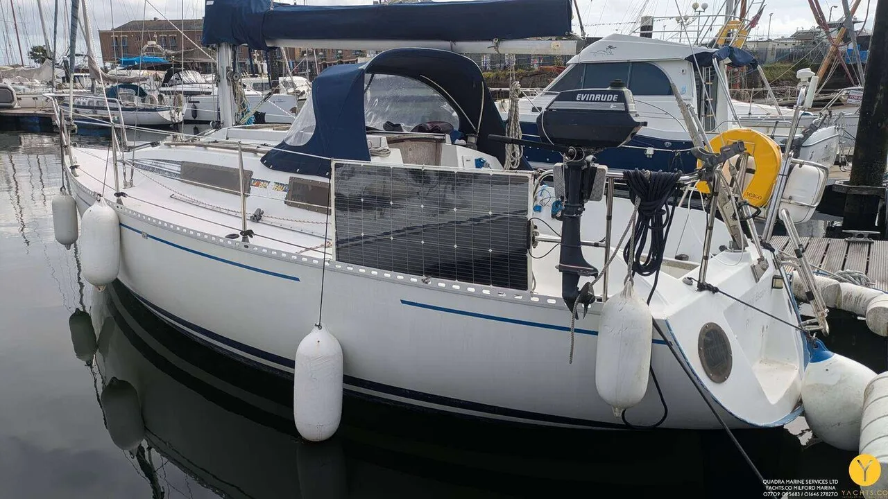 Beneteau Antares 9 usato - foto 1