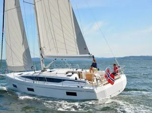 Bavaria Yachts C42 gebraucht - Foto 1